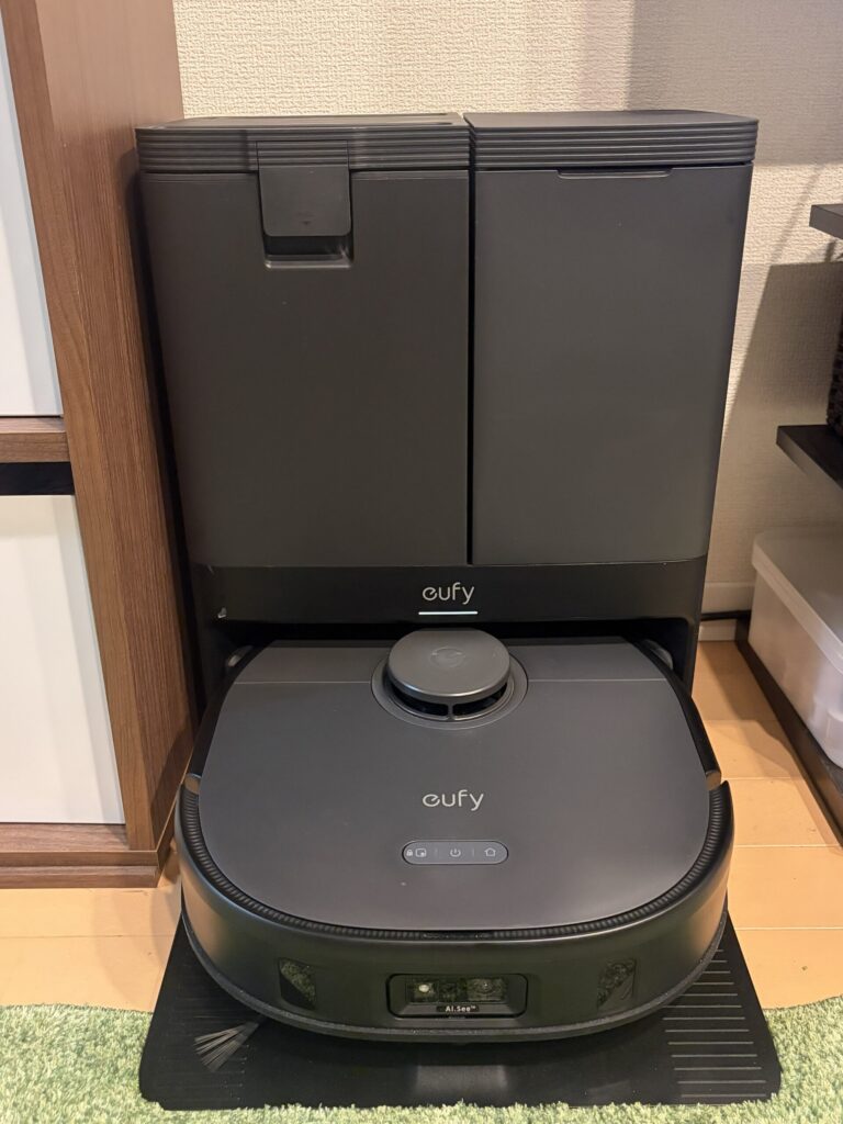 Eufy X10 Pro Omni本体+ステーションの引き写真